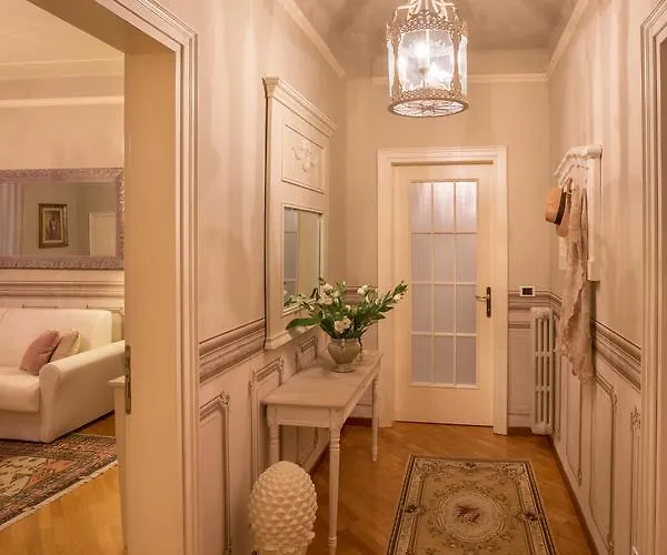 Domus - Incantevole Residenza Difronte A Casa Giulietta Lägenhet