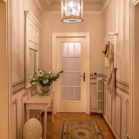 Domus - Incantevole Residenza Difronte A Casa Giulietta Apartment Verona