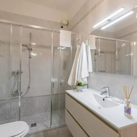 Domus - Incantevole Residenza Difronte A Casa Giulietta * Verona